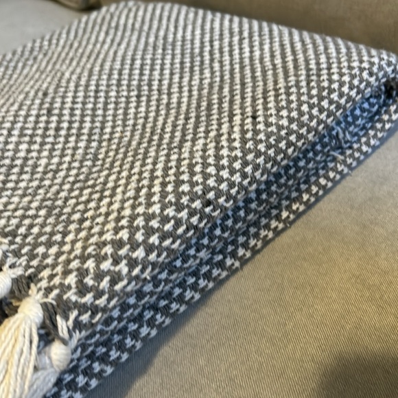 Amazon throw blanket - Picture 4 of 15